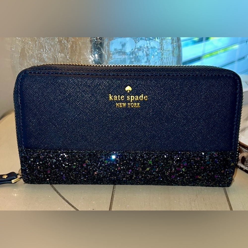Kate Spade long wallet. Navy Blue NWOT